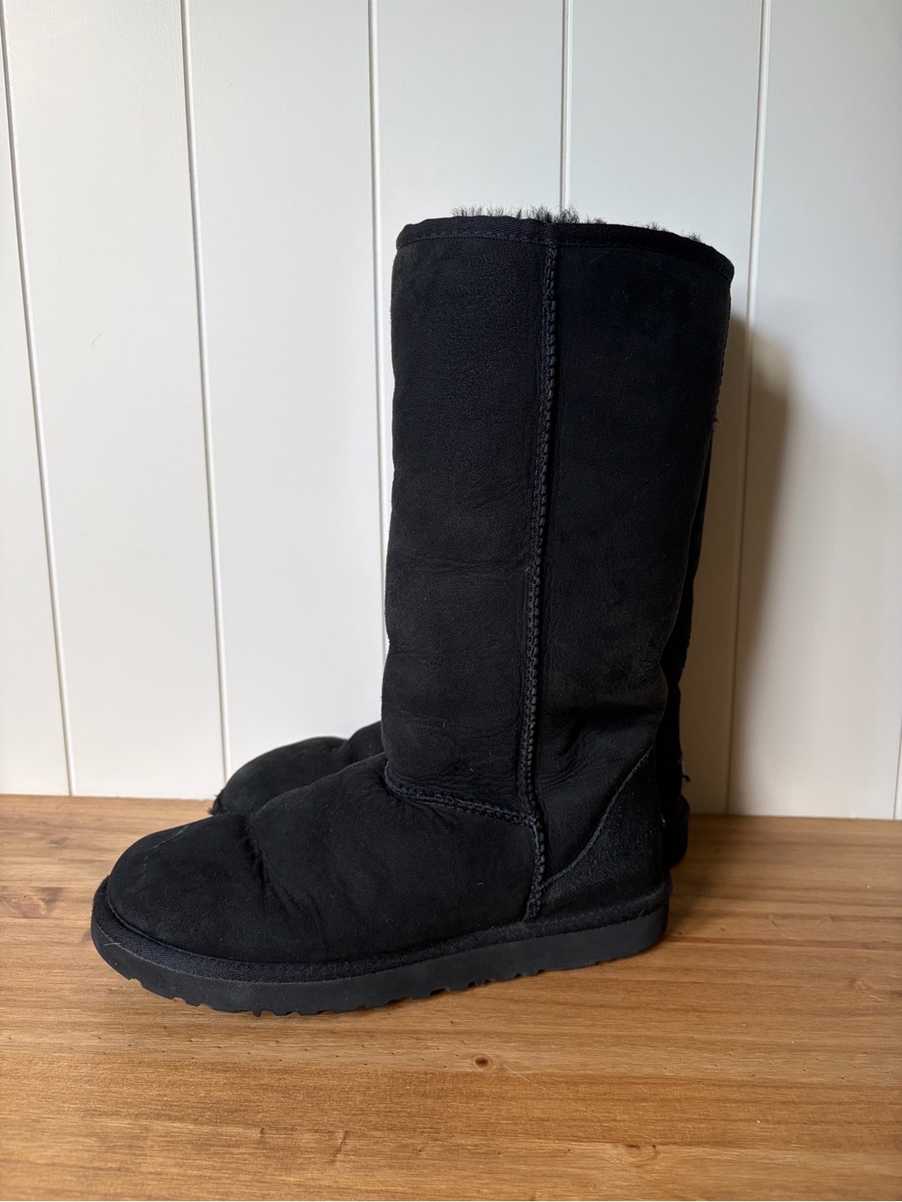 Ugg Classic Tall Black Shearling Women's Suede Boot Wool Size 8